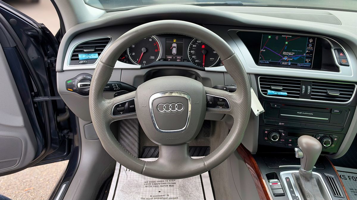 Audi A4 photo 21