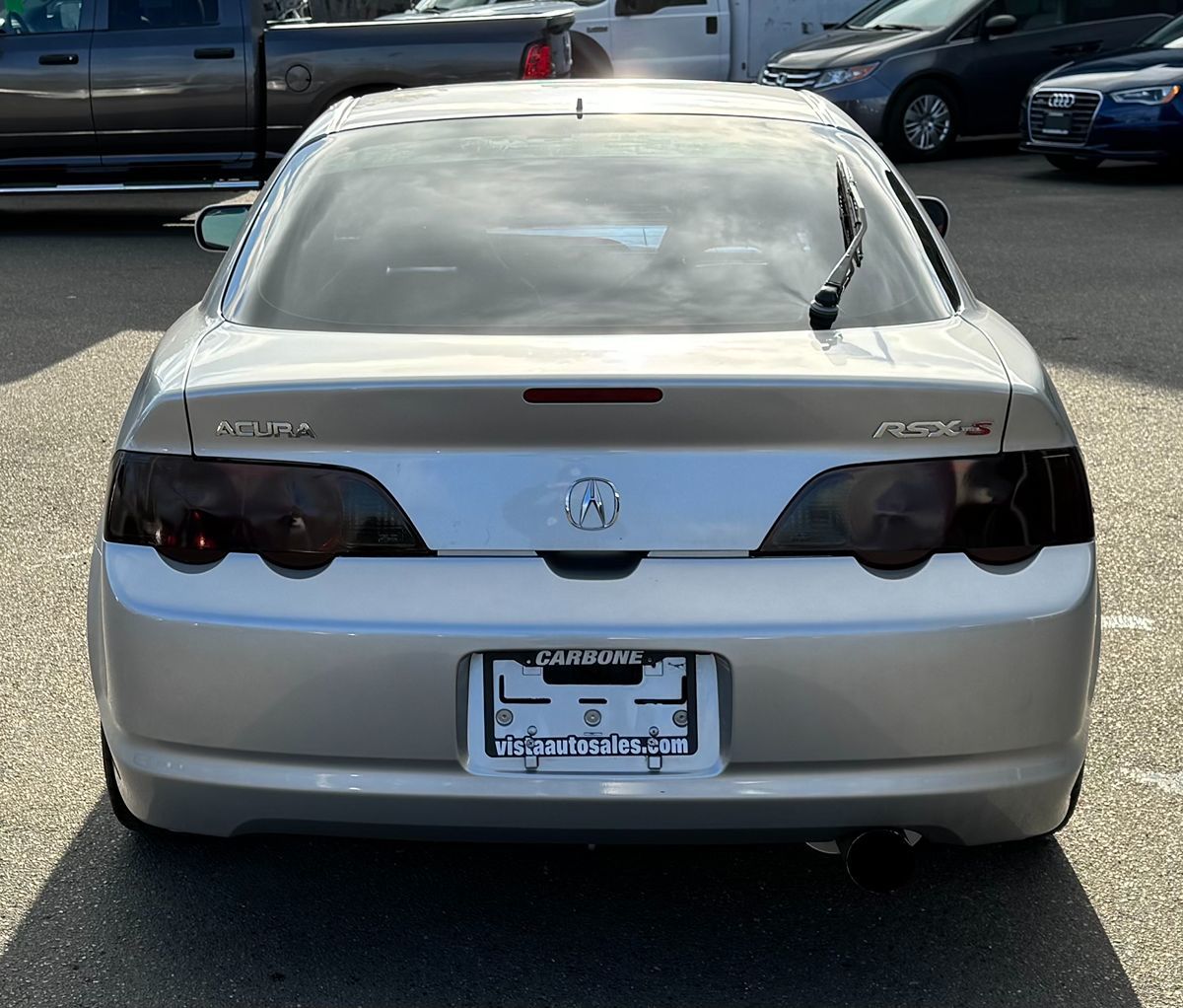 View vehicle photo 4