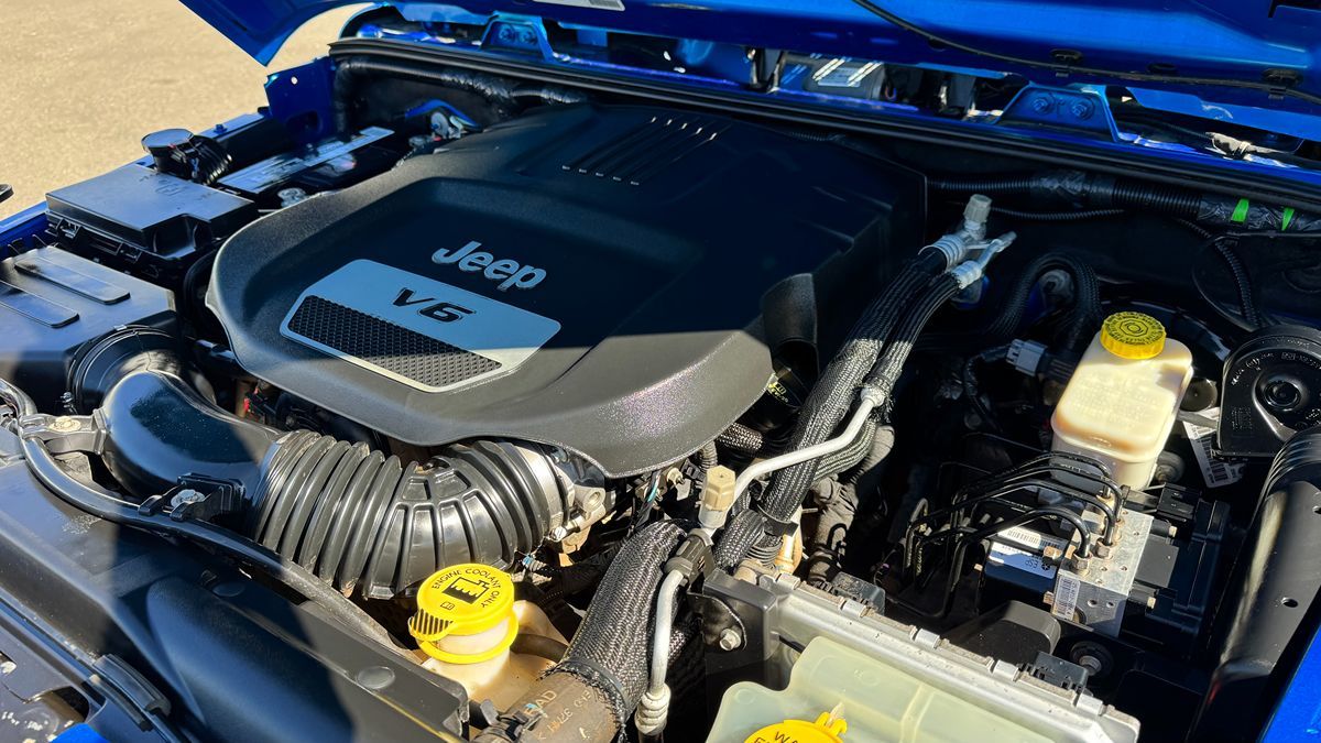2016 Jeep Wrangler Unlimited Sport S - Photo 9