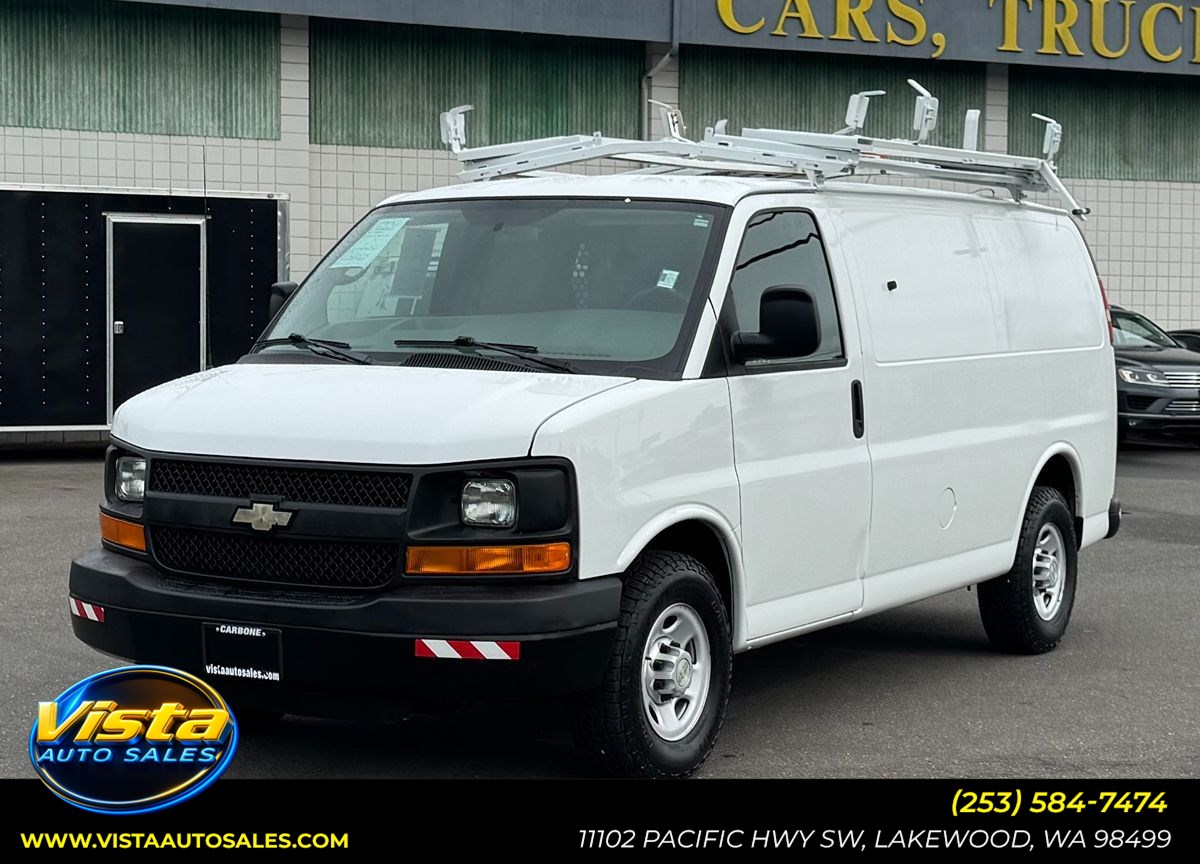 2010 Chevrolet Express 2500 Work Van HD's photo