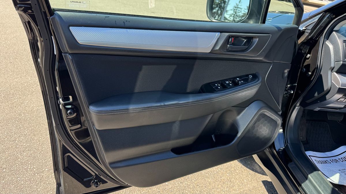 2018 Subaru Outback Base - Photo 13