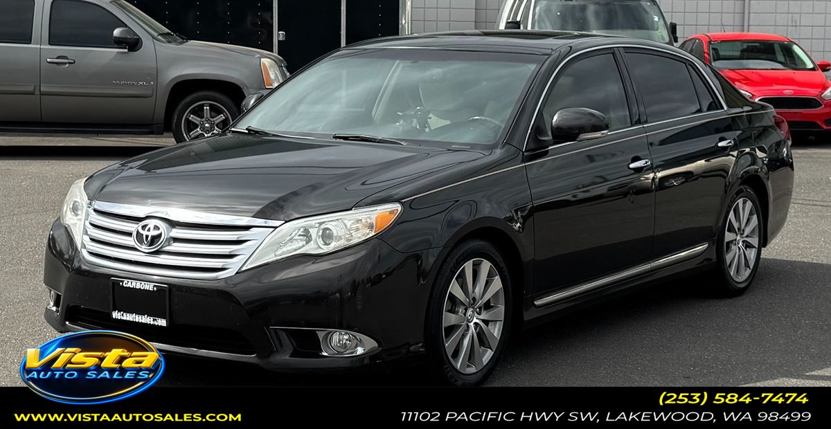 2011 Toyota Avalon Limited's photo