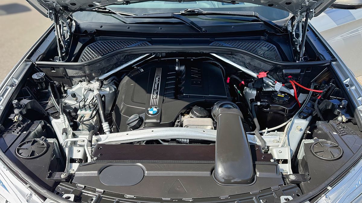 2015 BMW X6 xDrive35i - Photo 9