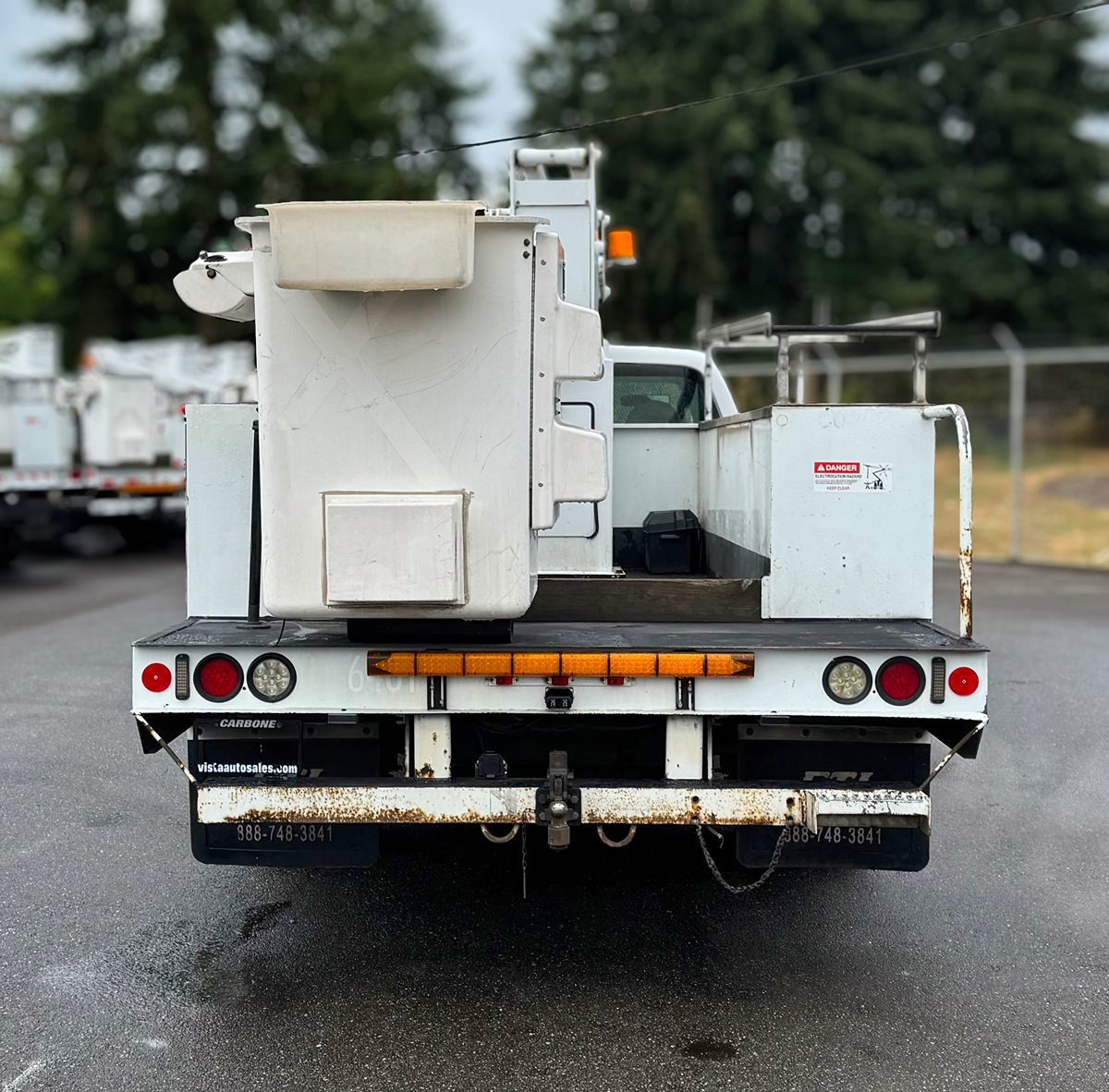 2008 Ford F-450 Super Duty Chassis Cab XL - Photo 3
