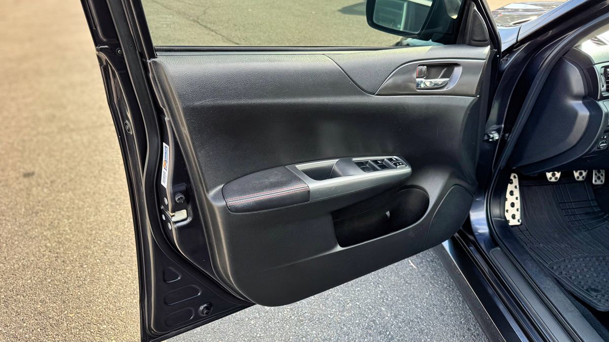 Subaru Impreza photo 12