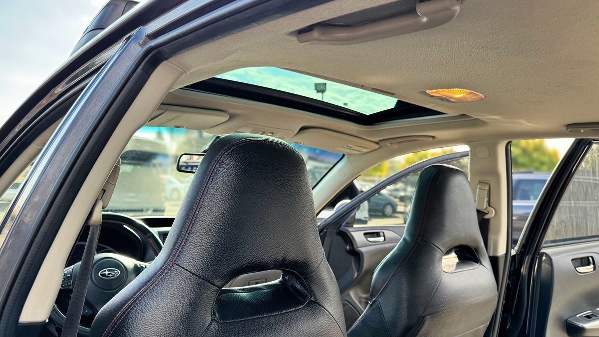 Subaru Impreza photo 16