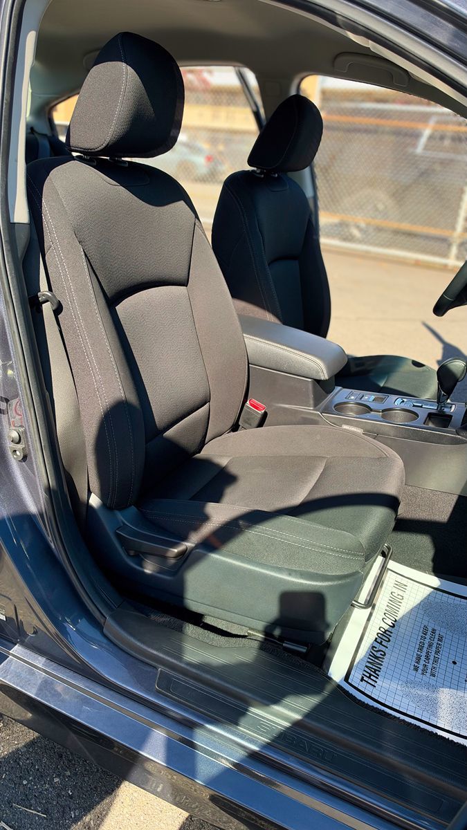Subaru Legacy photo 14