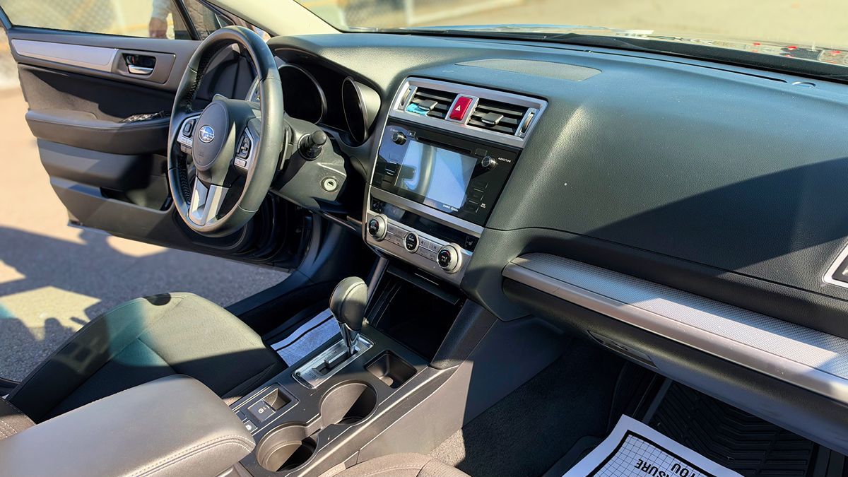 Subaru Legacy photo 15