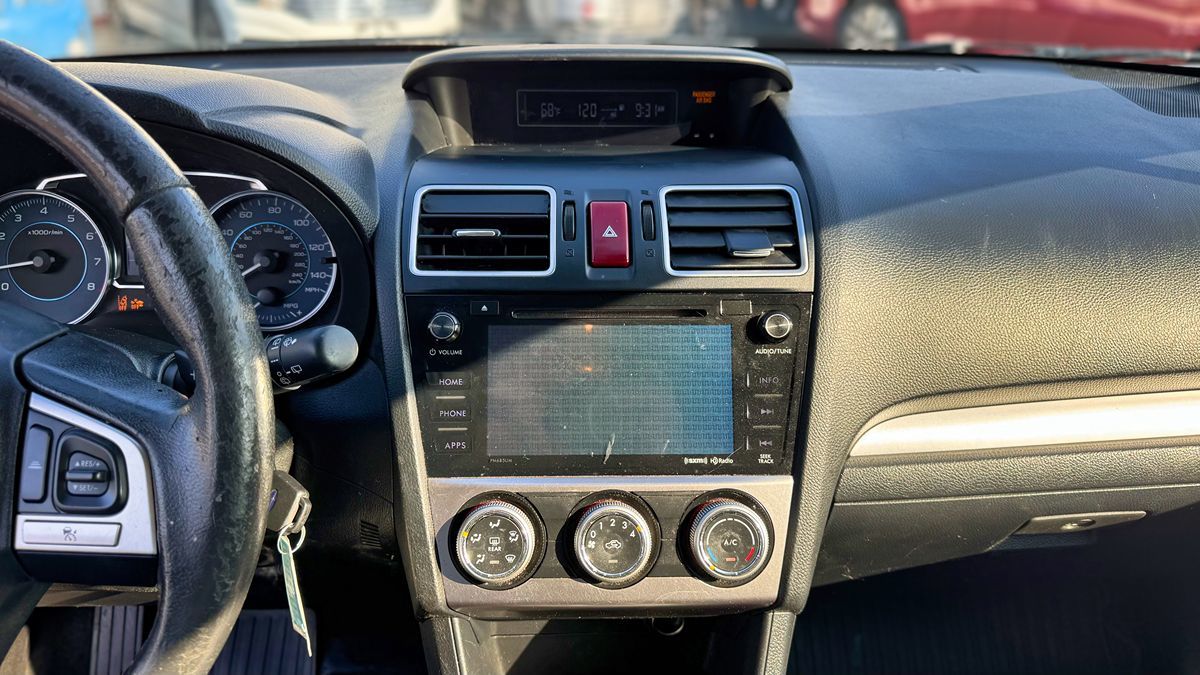 Subaru Crosstrek photo 18