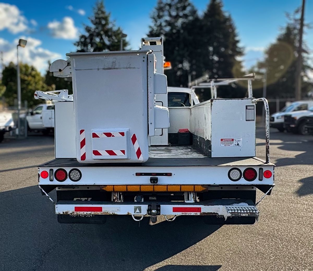Ford F-450 photo 3