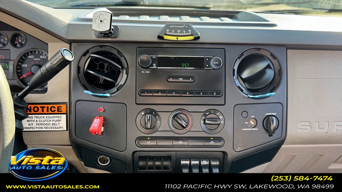 Ford F-450 photo 9