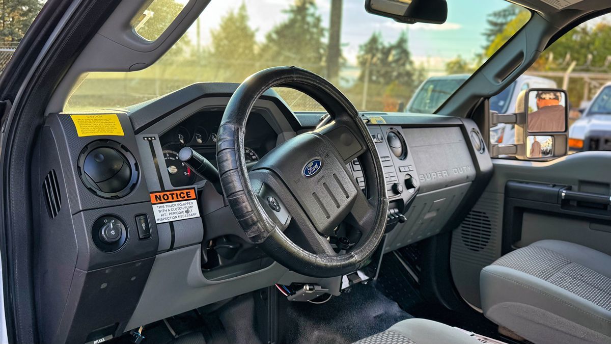 Ford F-450 photo 6