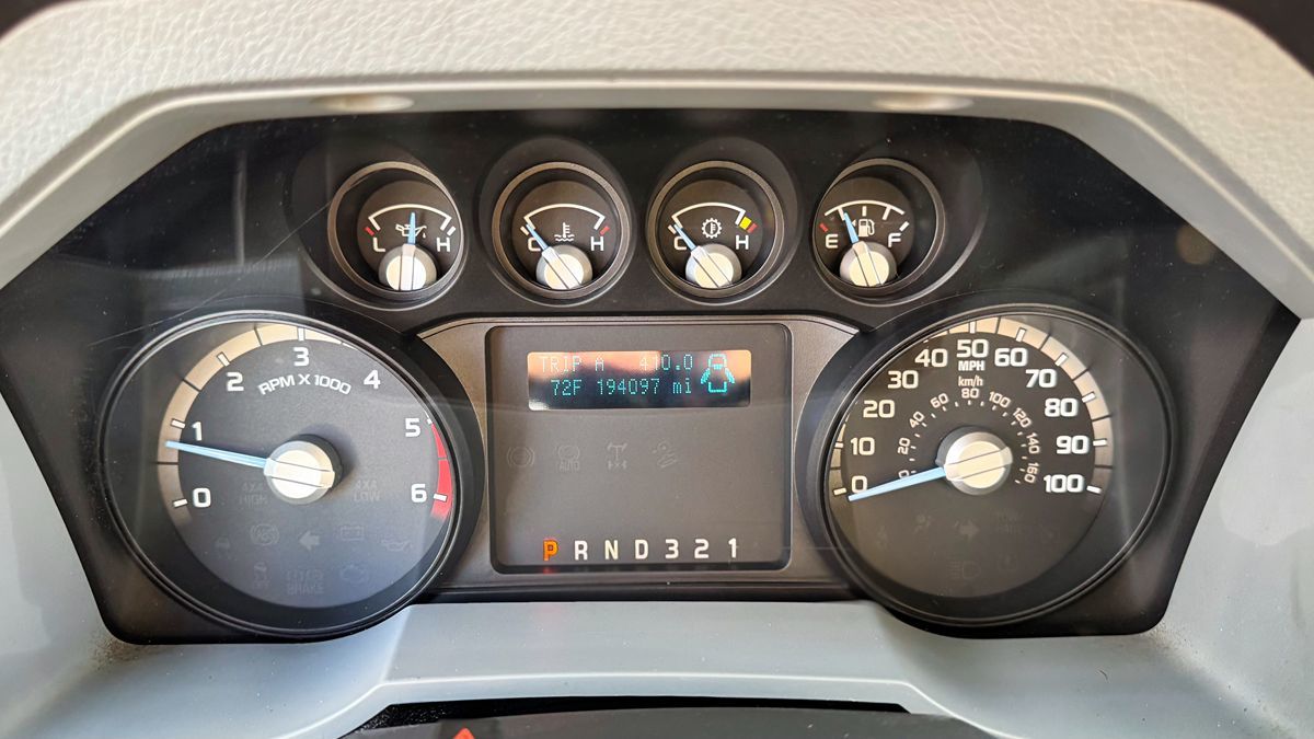 Ford F-450 photo 12