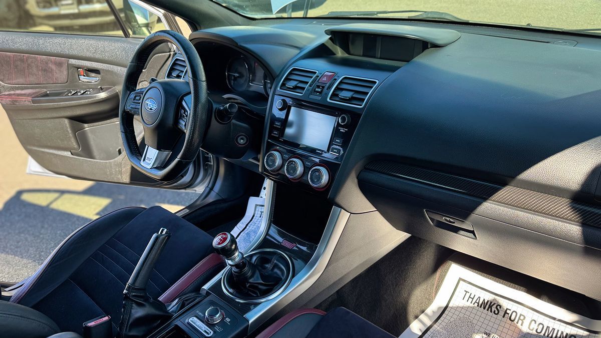Subaru WRX photo 17