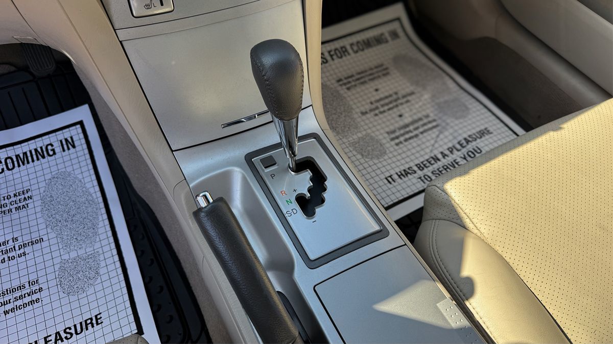 Toyota Camry Solara photo 17
