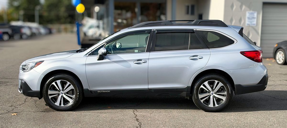 Subaru Outback photo 2