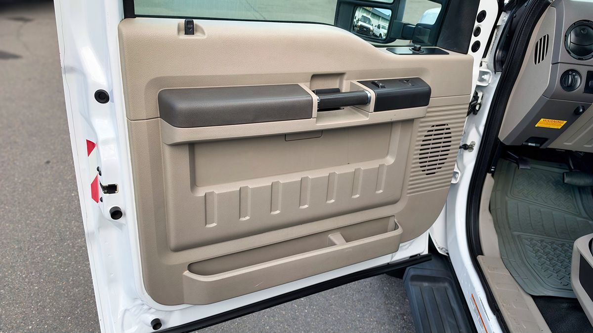 Ford F-450 photo 7