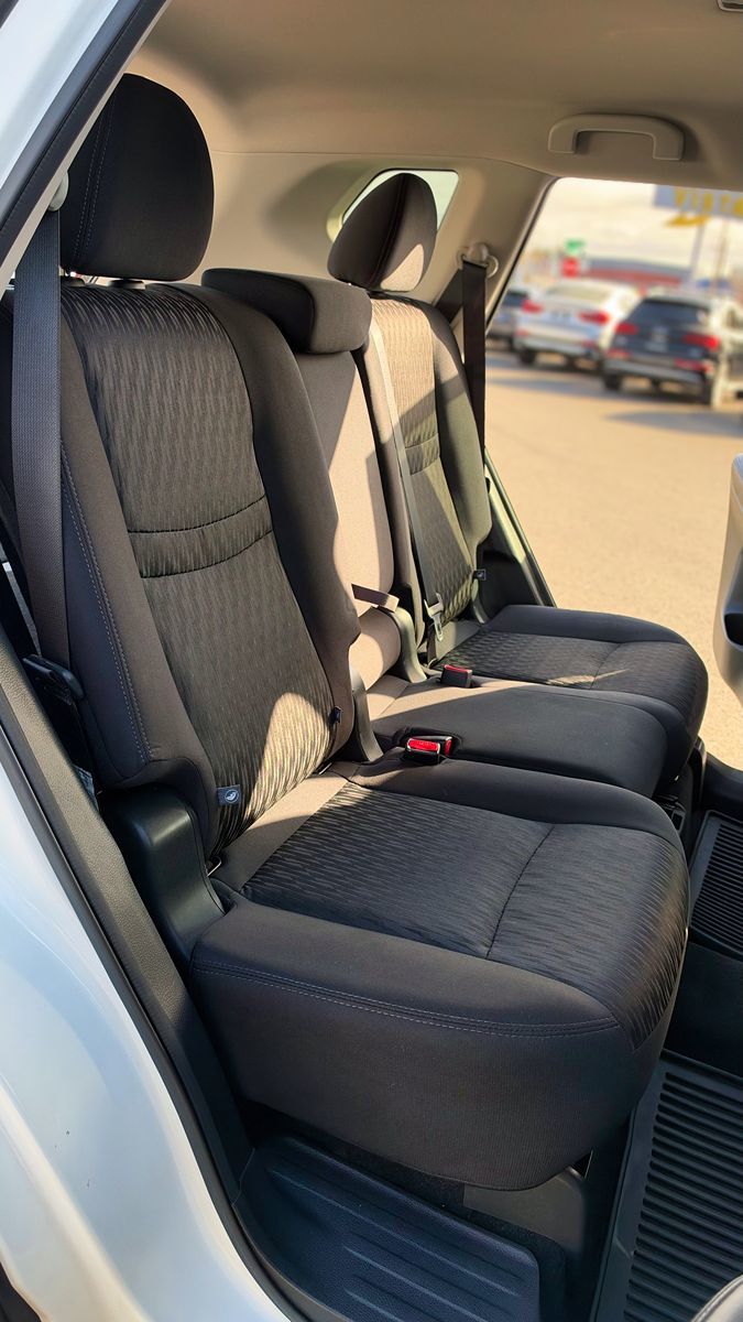Nissan Rogue photo 15