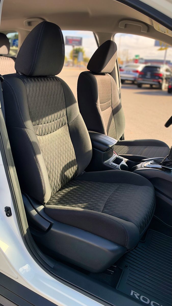 Nissan Rogue photo 16