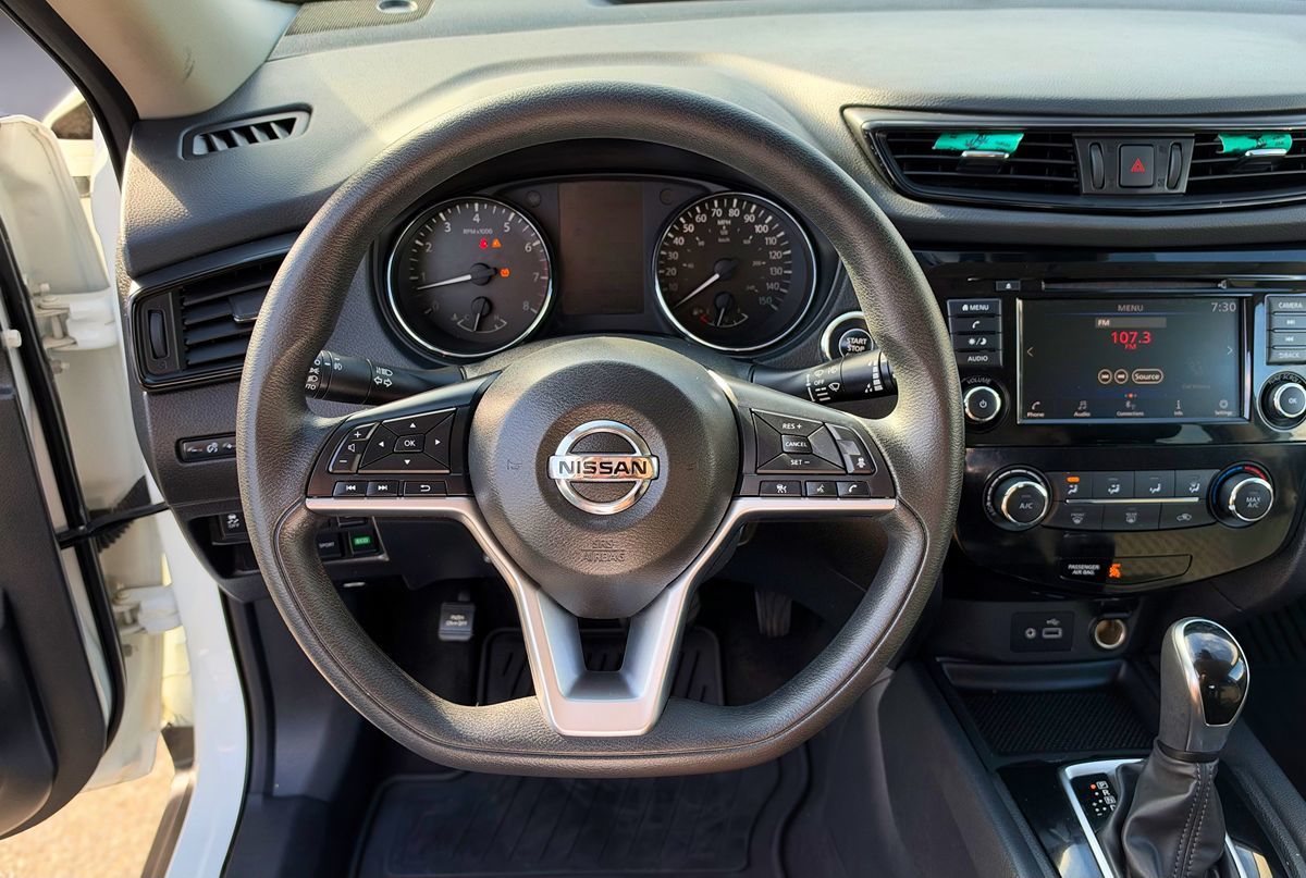 Nissan Rogue photo 21