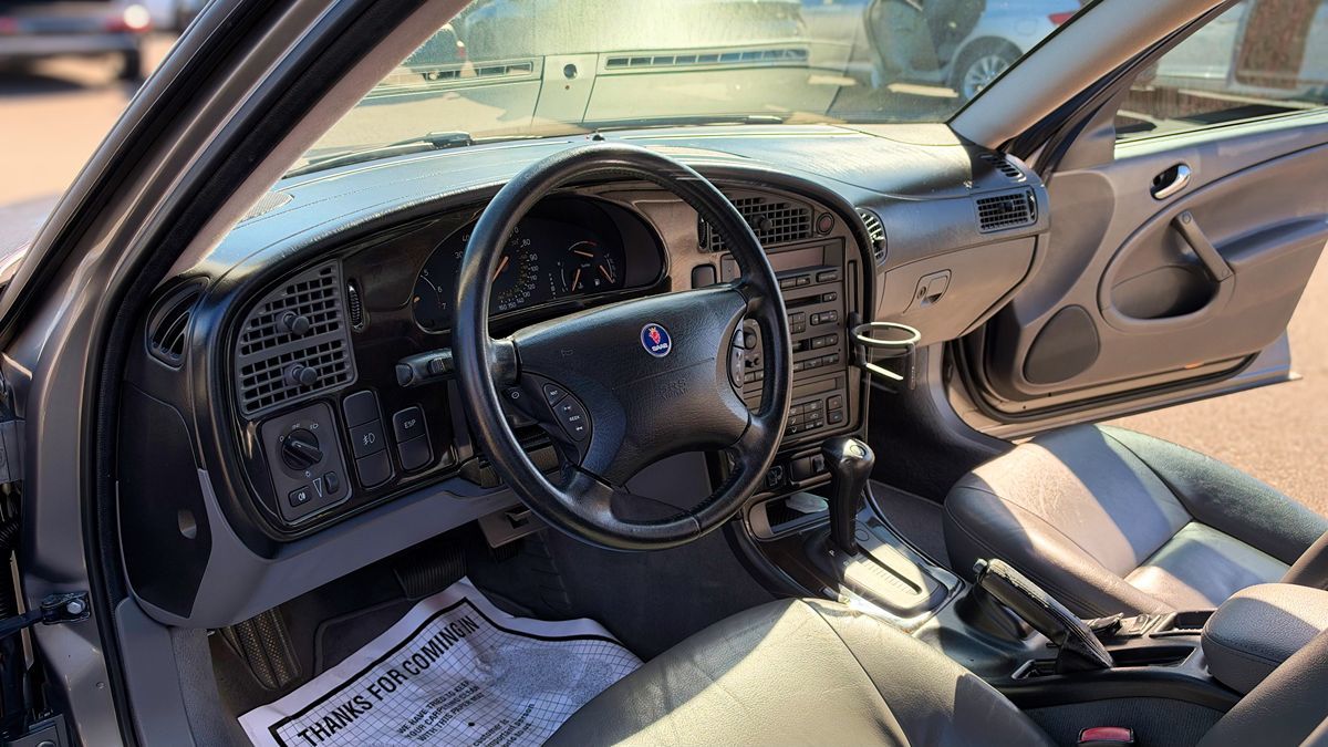 Saab 9-5 photo 11