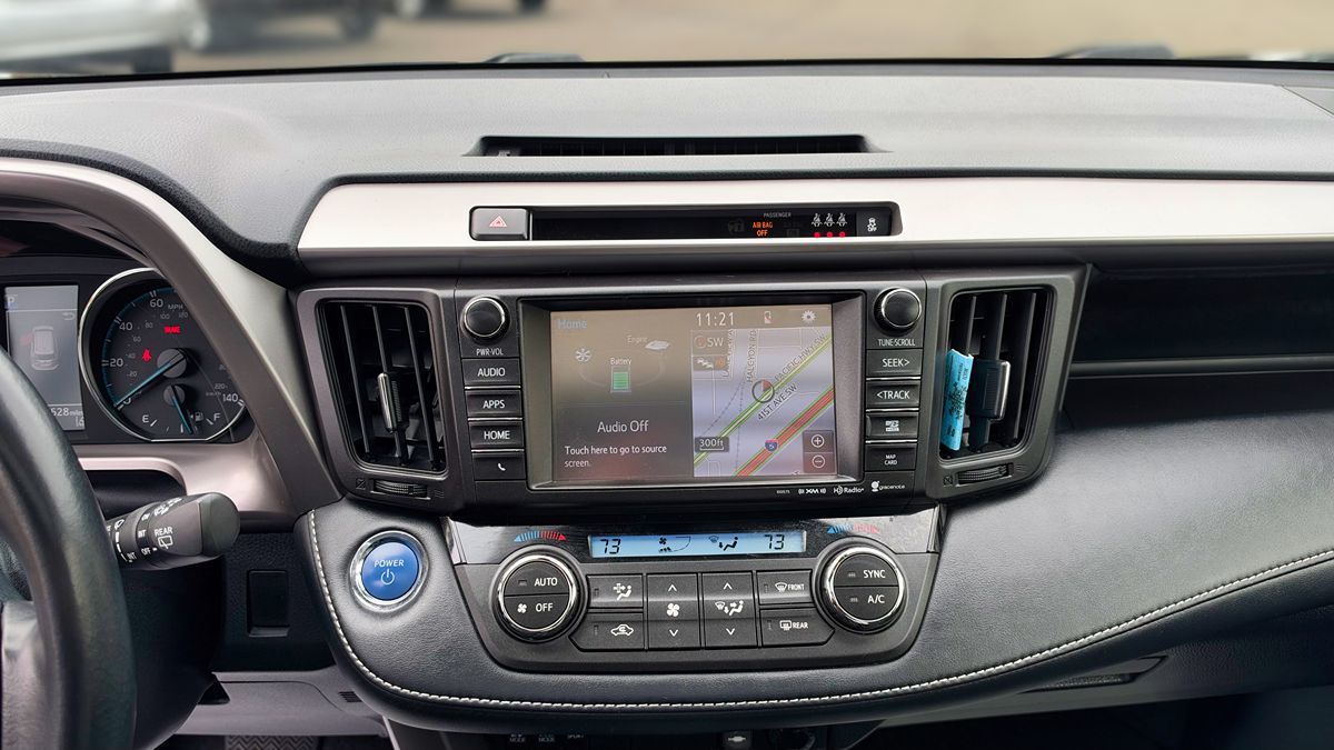 Photo 22 of this Toyota RAV4