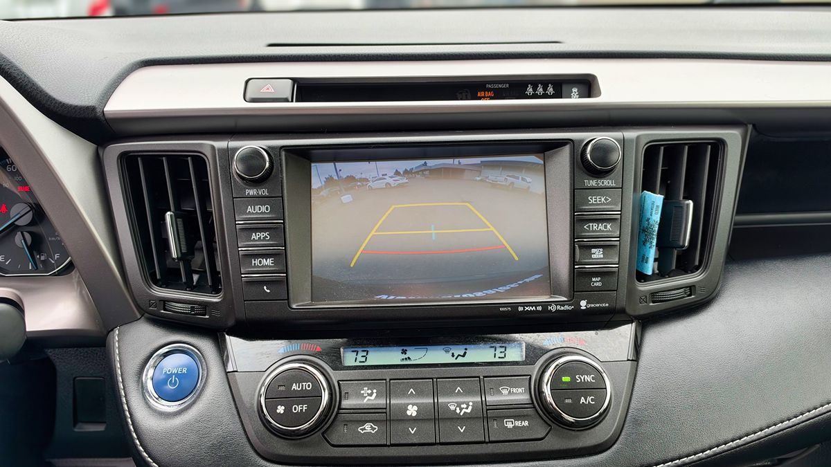 Photo 23 of this Toyota RAV4