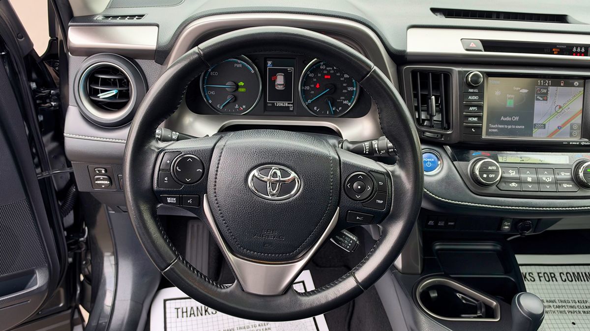 Photo 24 of this Toyota RAV4