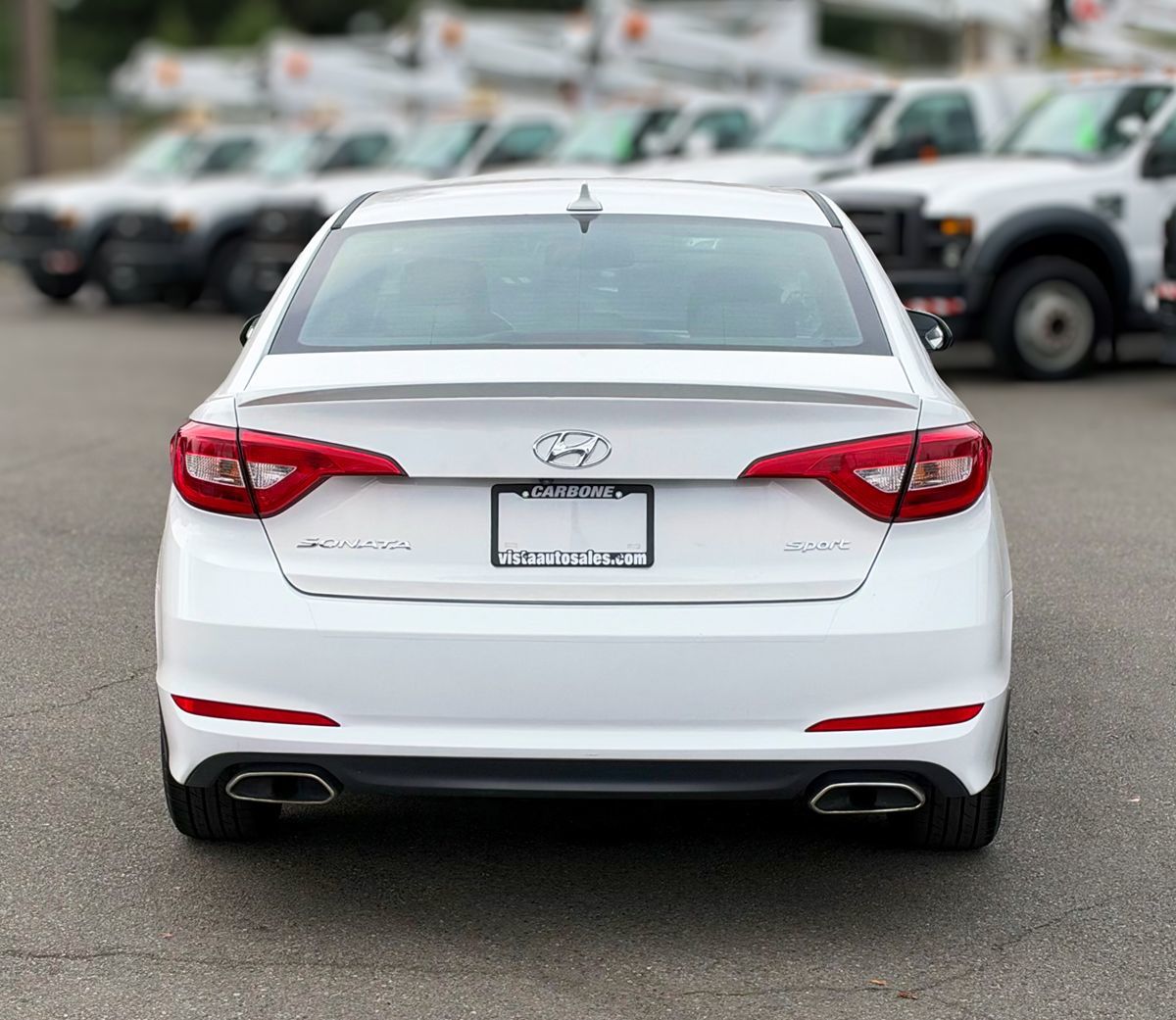 Photo 4 of this Hyundai Sonata