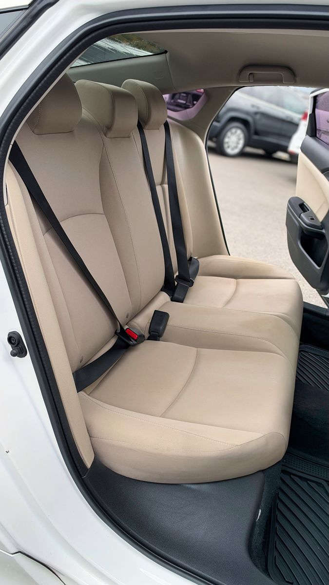 Honda Civic photo 16