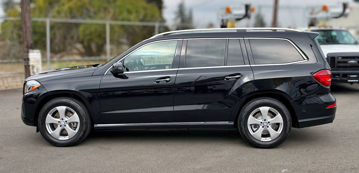 Mercedes-Benz GLS 450 photo 2