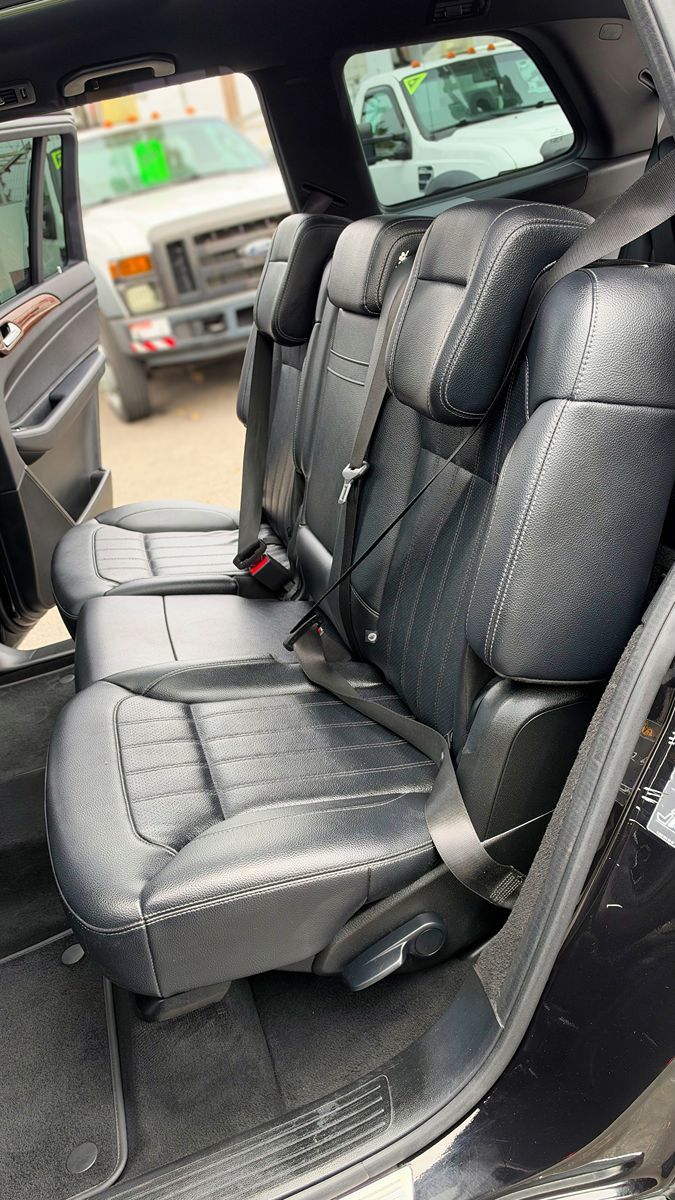 Mercedes-Benz GLS 450 photo 14