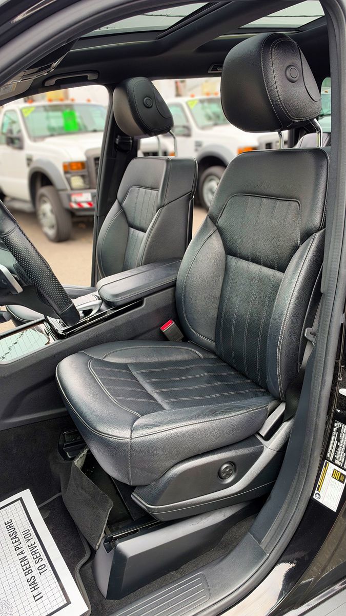Mercedes-Benz GLS 450 photo 13