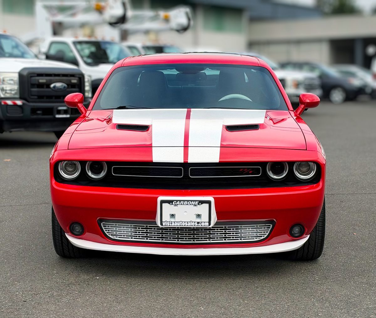 Dodge Challenger photo 8
