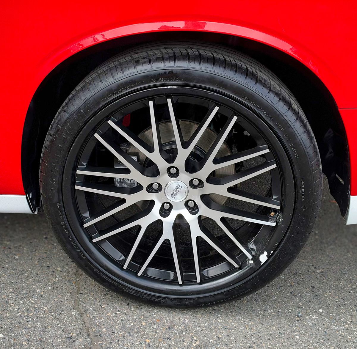 Dodge Challenger photo 11