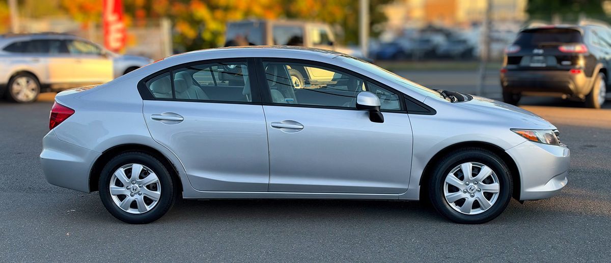 Photo 6 of this Honda Civic Sedan