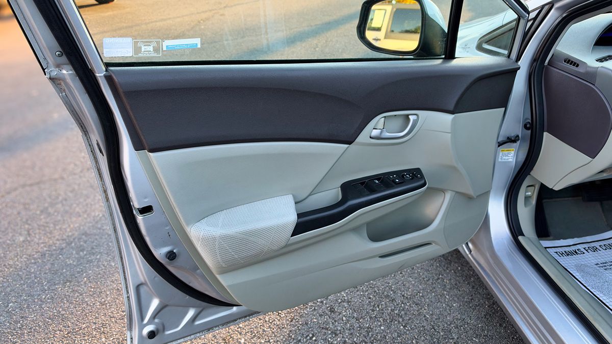 Photo 11 of this Honda Civic Sedan