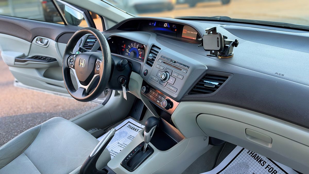 Photo 17 of this Honda Civic Sedan