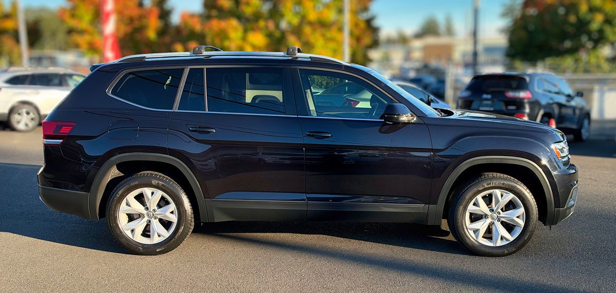 Photo 6 of this Volkswagen Atlas