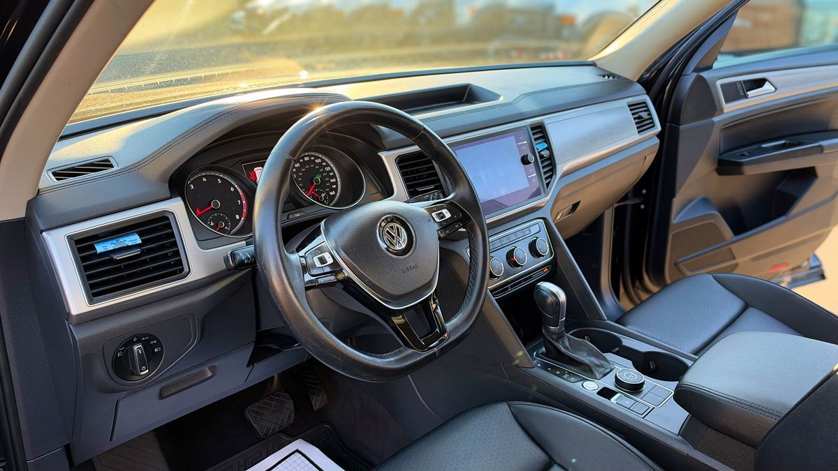 Photo 12 of this Volkswagen Atlas