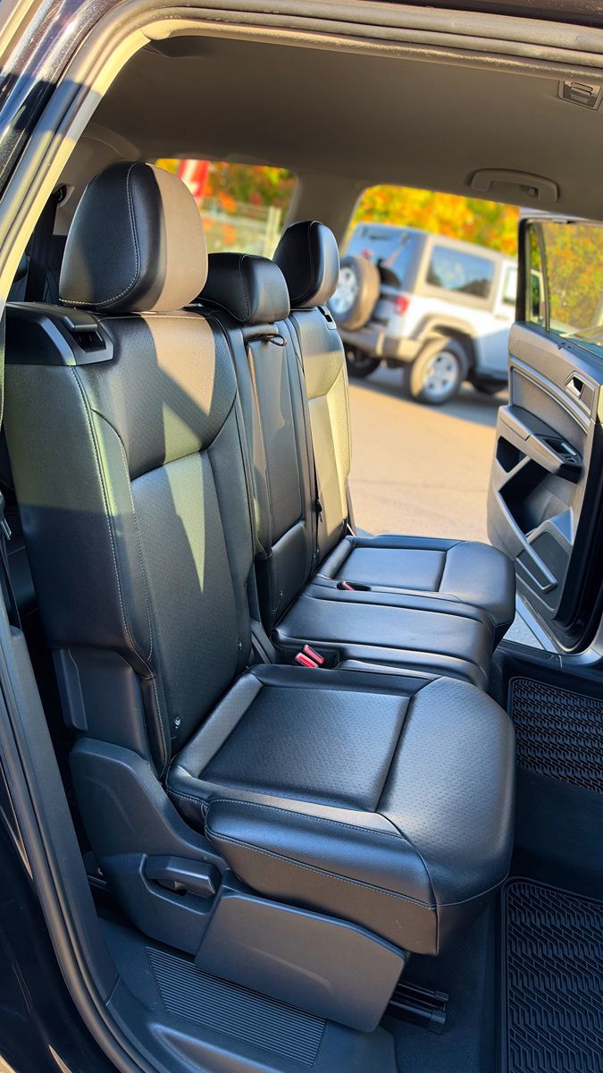 Photo 17 of this Volkswagen Atlas