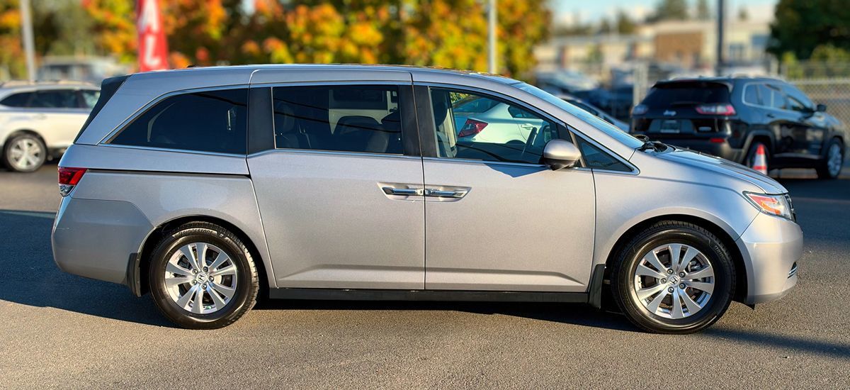 Photo 6 of this Honda Odyssey