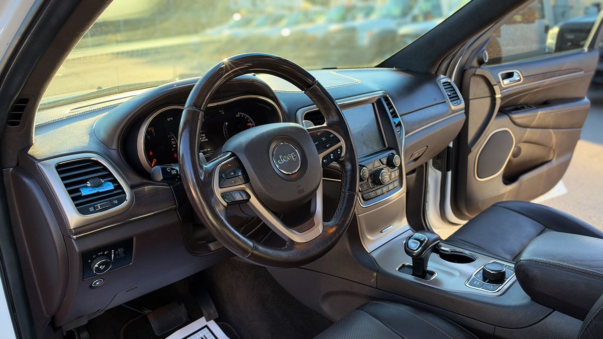 Photo 12 of this Jeep Grand Cherokee