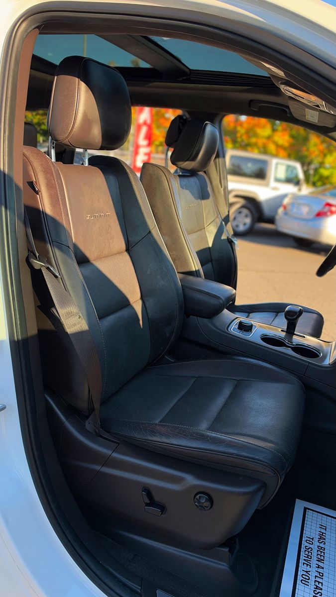 Photo 18 of this Jeep Grand Cherokee