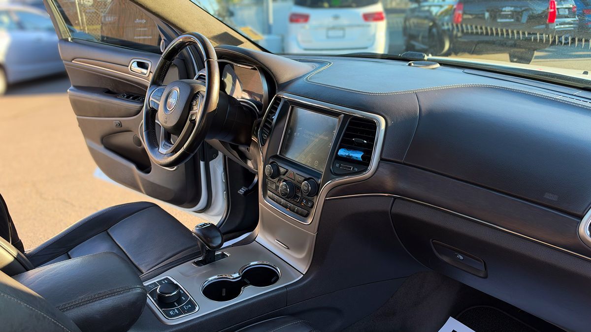 Photo 19 of this Jeep Grand Cherokee