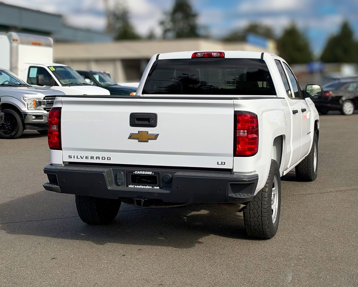 Photo 5 of this Chevrolet Silverado 1500 LD