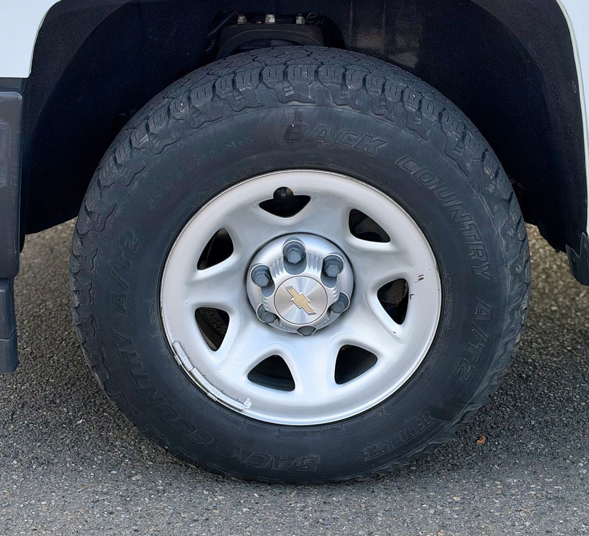 Photo 9 of this Chevrolet Silverado 1500 LD