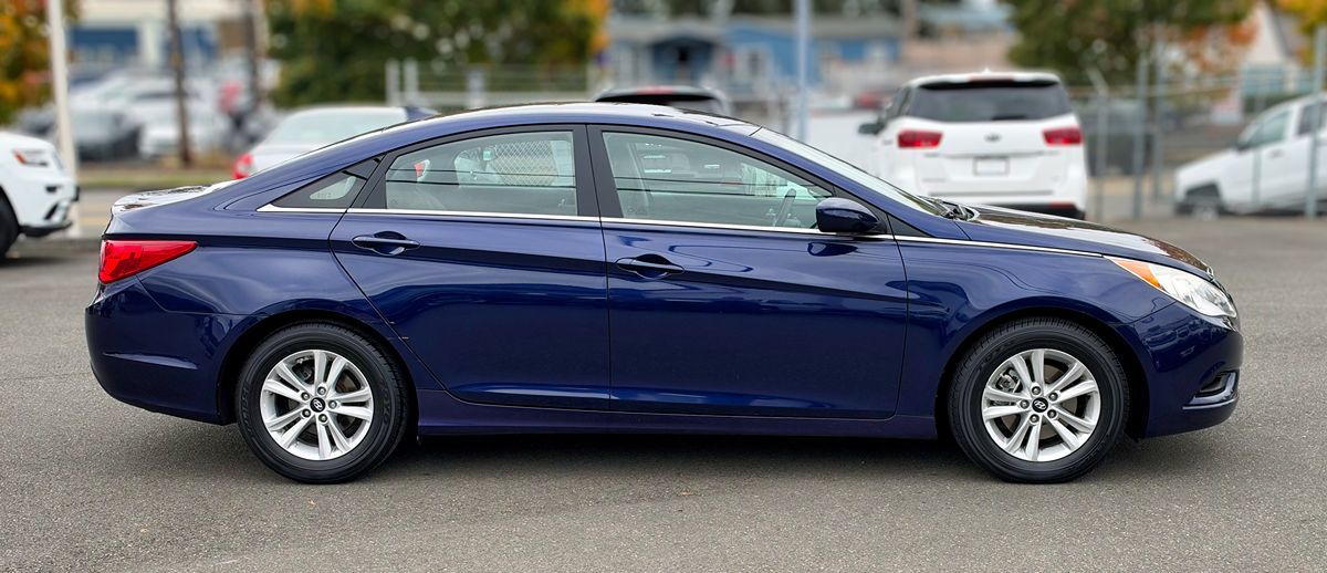 Photo 6 of this Hyundai Sonata