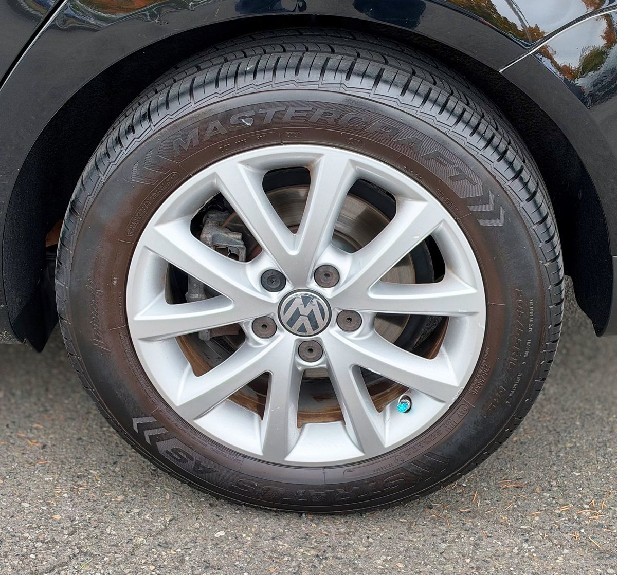 Photo 10 of this Volkswagen Jetta Sedan