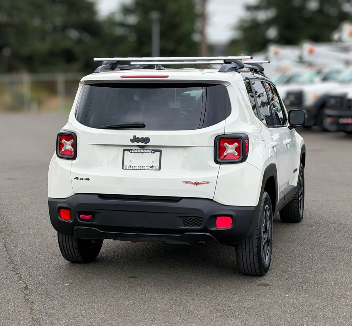 Photo 5 of this Jeep Renegade